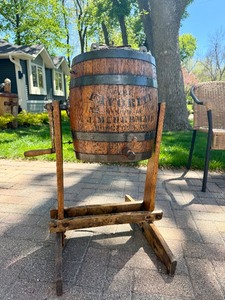 Very Nice antique Oak Barrel Butter Churn - The Favorite