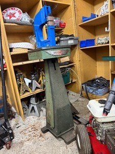 Heavy Duty VEVOR Shrinker Stretcher Metal Forming Tool on Vintage Speedmaster Auto Large Stand
