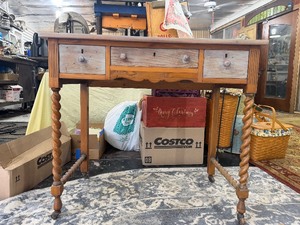 Very Nice Condition Vintage Smaller Size Desk wDrawer