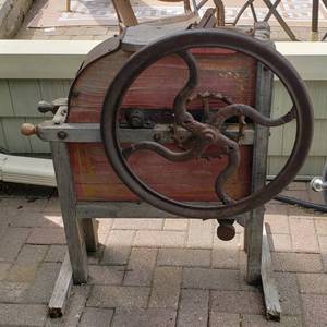Antique Hand Crank Cast Iron &amp Wood Corn Sheller Machine