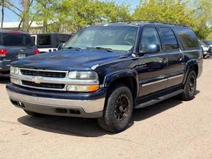2004 CHEVROLET SUBURBAN 1500 LT (NO RESERVE)