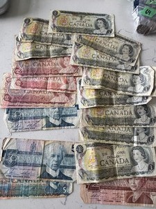 Canadian Currency