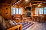 CB02 Timber Bay Cabin Experience - Two Bedroom Experience - The Chipmunk - 2 Room - 2 Bed Sleeps 4