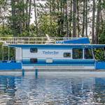 HB05 Timber Bay Houseboat Experience - Getaway Series - Seagull - Sleeps 4-6