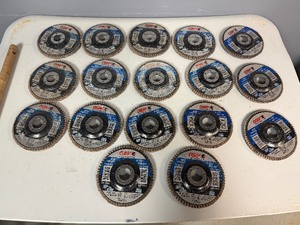 CGW Abrasives Metal Stainless 4-12 78 (17 Total)