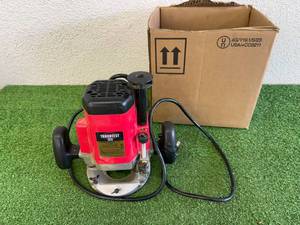 12 Plunge Router