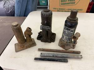 Bottle Jacks