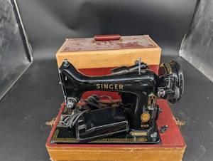 Vintage Singer 99K Sewing Machine With Motor and Case