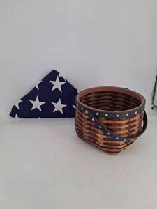 Star Print Basket & Cushion Mixed Lot