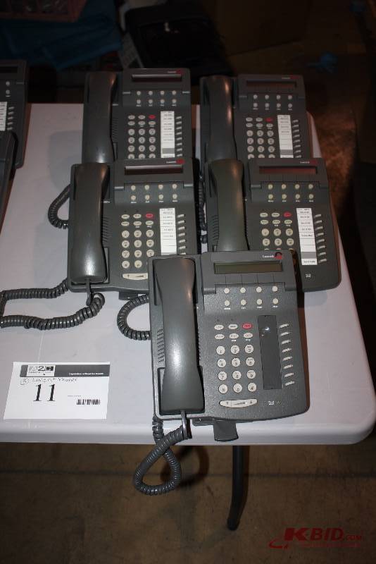 Lot of (5) Lucent Office Phones wHandset & Cord SN OOSP28454310.