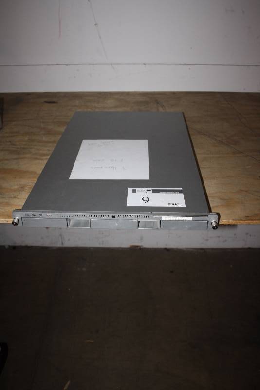 Apple X-Serv A1246 Computer Server 3 Hard Drivers, 1 TB Each.