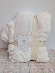 King Microplush Bed Blanket Sour Cream - Threshold