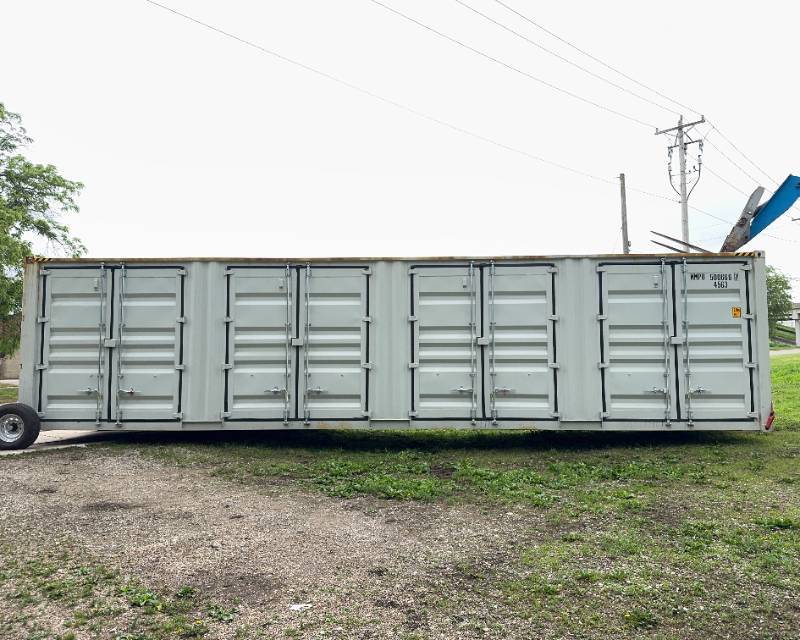 MMPU5006667  40 Ft High Cube Sea Container with 4 Sets of Side Doors (40HQ)