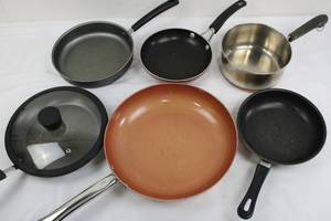 Mixed Lot 5 Frying Pans, 1 Lid, 1 Pot