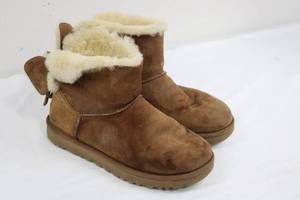 Ugg Sheepskin Boots Size 8