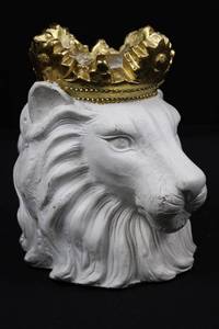 Lion Head Crown Decorative Planter 10