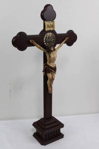 Wall Crucifix With Christ Figure