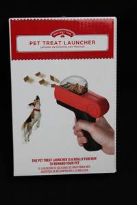Holiday Time Pet Treat Launcher