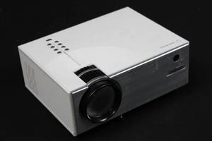 Okcoo C7 Mini Projector - No Power Cable