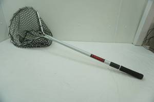 Rubber Fish Net. wtelescoping handle. Frabill