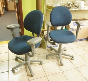 2ct Adjustable Office Chairs on Wheels