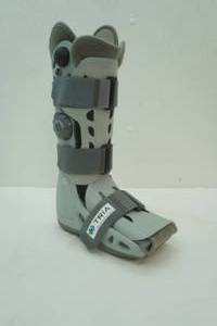 Air Cast Boot. Size Small