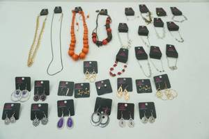 Paparazzi Fashion Jewelry Necklaces, Bracelets, Earrings