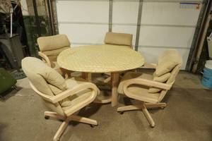Mid Century Modern Glass Dining Room Table and Chairs Set 45 diameter