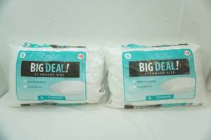 NEW 2ct Standard Size Pillows. Medium Firmness