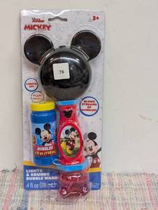 Little Kids Disney Mickey Mouse Light and Sound Musical Bubble Wand, Includes Bubble Solution, Multi (20511)
