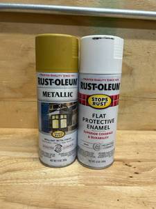 Rust-Oleum spray paint (lot of 2)