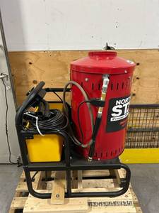 NorthStar Portable Electric Wet Steam and Hot Water Pressure Washer Add-On Unit, 4000 PSI, 4 GPM, 115 Volts MSRP $2500 (untested, read the description)