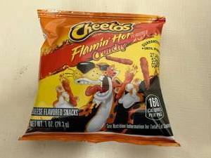 130x 1oz Cheetos Crunchy Flamin Hot