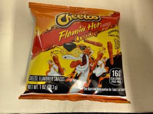 130x 1oz Cheetos Crunchy Flamin Hot