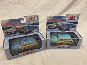 Road Champs 1949 Ford Woody Diecast Cars (Lot of 2)