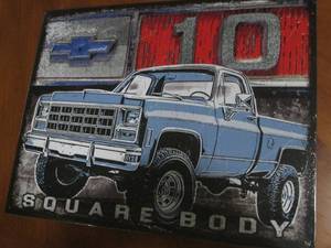 New Ford metal sign, measures 12 x 16