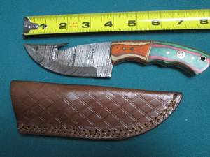 New Hand Crafted Damascus Blade Style Knife