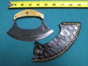 New Hand Crafted Damascus Blade Style Knife
