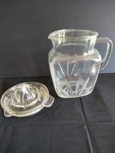 Glass Juicer & Pitcher