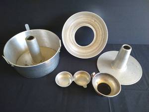 Aluminum Lot - Angel Food, Jell-O Mold, Etc
