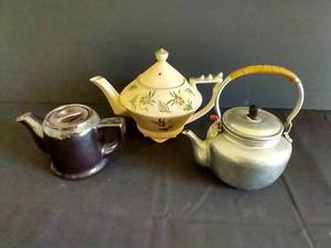 Vintage Tea Kettles Made in Japan