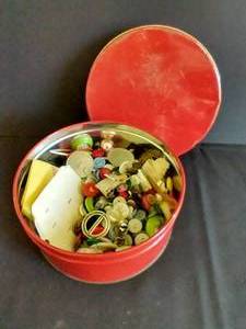 Vintage Tin of Buttons