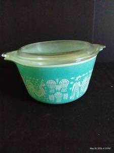 Pyrex Amish Butterprint Turquoise 1 Qt Cinderella Bowl w Lid