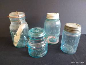Vintage Aqua Atlas Jars w Bubbles & Various Older Designs
