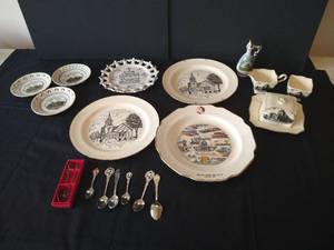 Vintage Souvenir China, including Royal Winton Champlain Monument Set