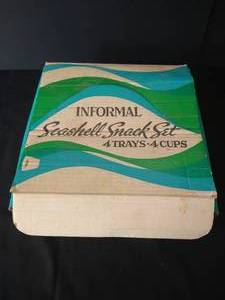In Original Box- Informal Seashell Snack Set of 4