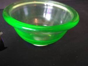 Hazel Atlas Uranium Glass Bowl