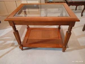Beautiful Vintage Wood & Glass End Table