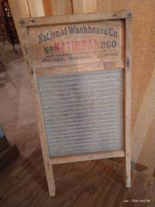 Awesome Vintage National Washboard Co 860 Glass King Washboard