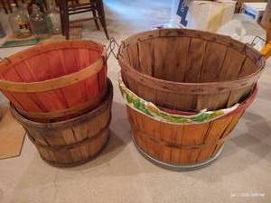 (4) Apple Pails